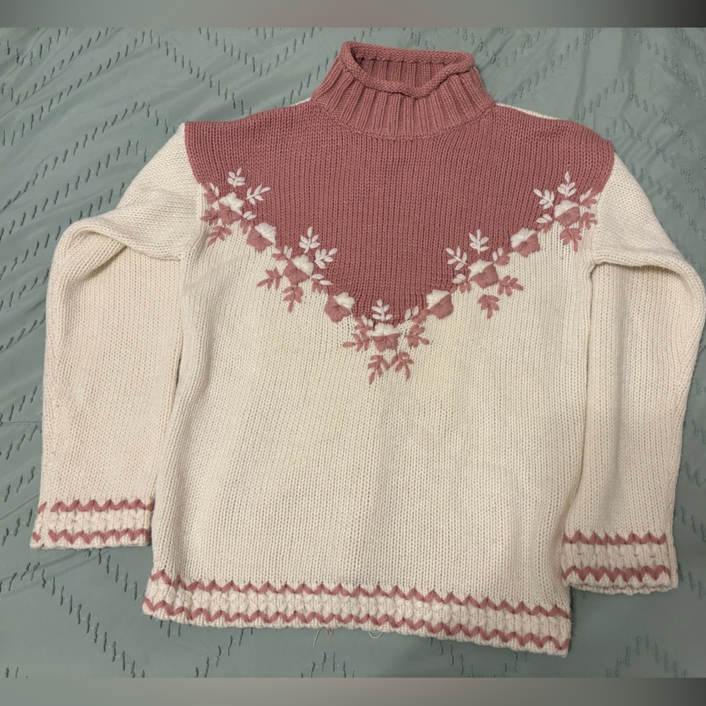 Newport News Pink and Cream Floral Turtleneck Sweater